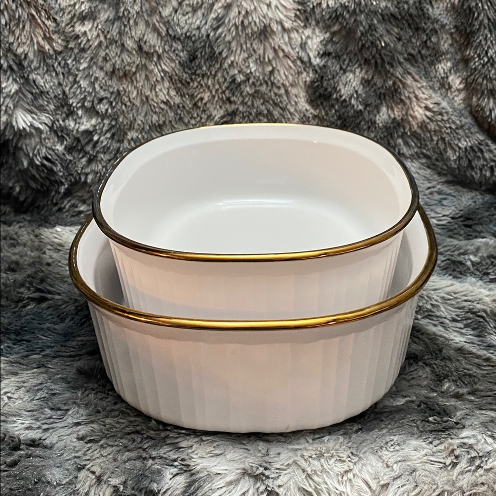 Vintage Corning ware French White casserole dishes with gold trim 2.8 L and 1.8 - Picture 9 of 16